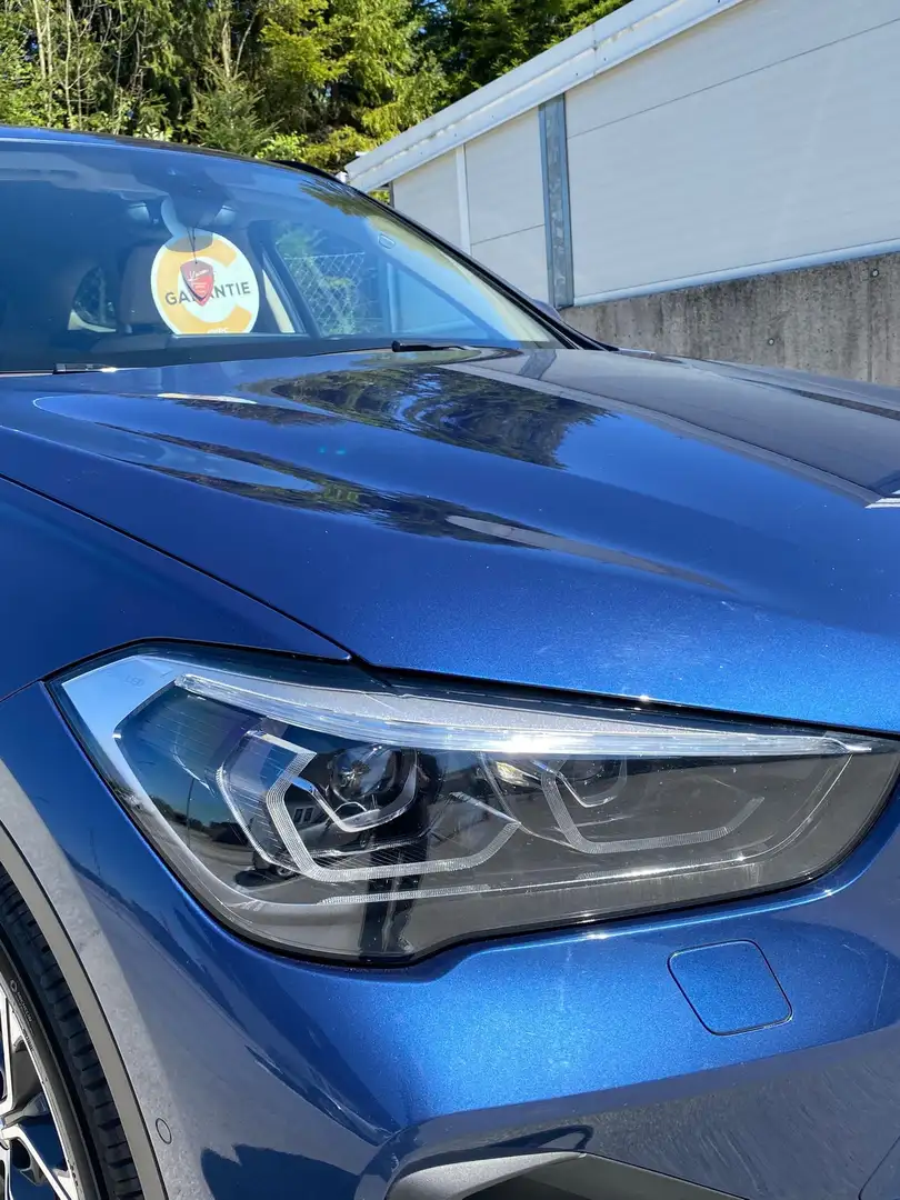 BMW X1 sDrive 18 d xLine Blau - 2