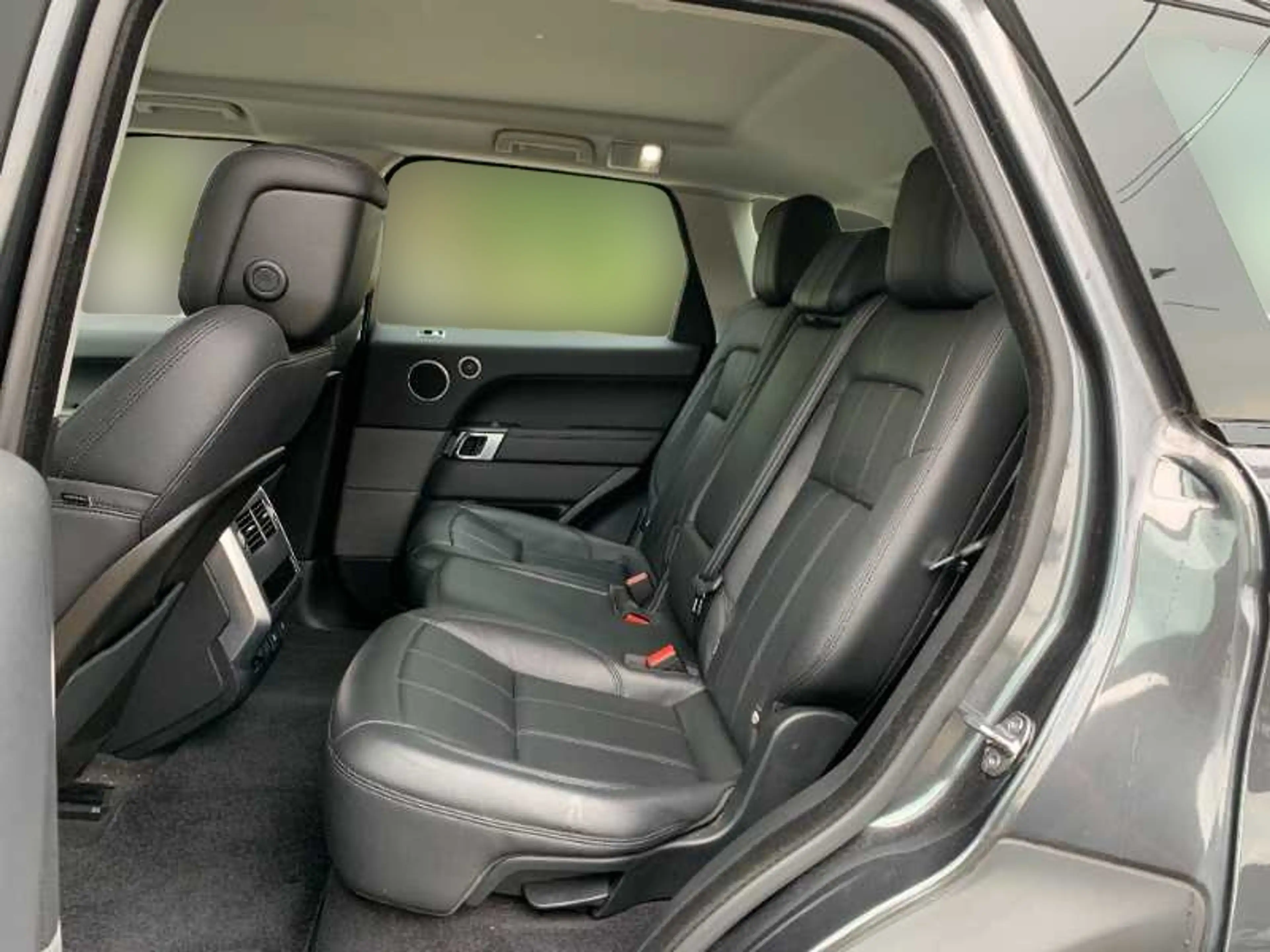 Land Rover Range Rover Sport 3.0 V6 SE *ERSTBESITZ*GARANTIE — photo 13