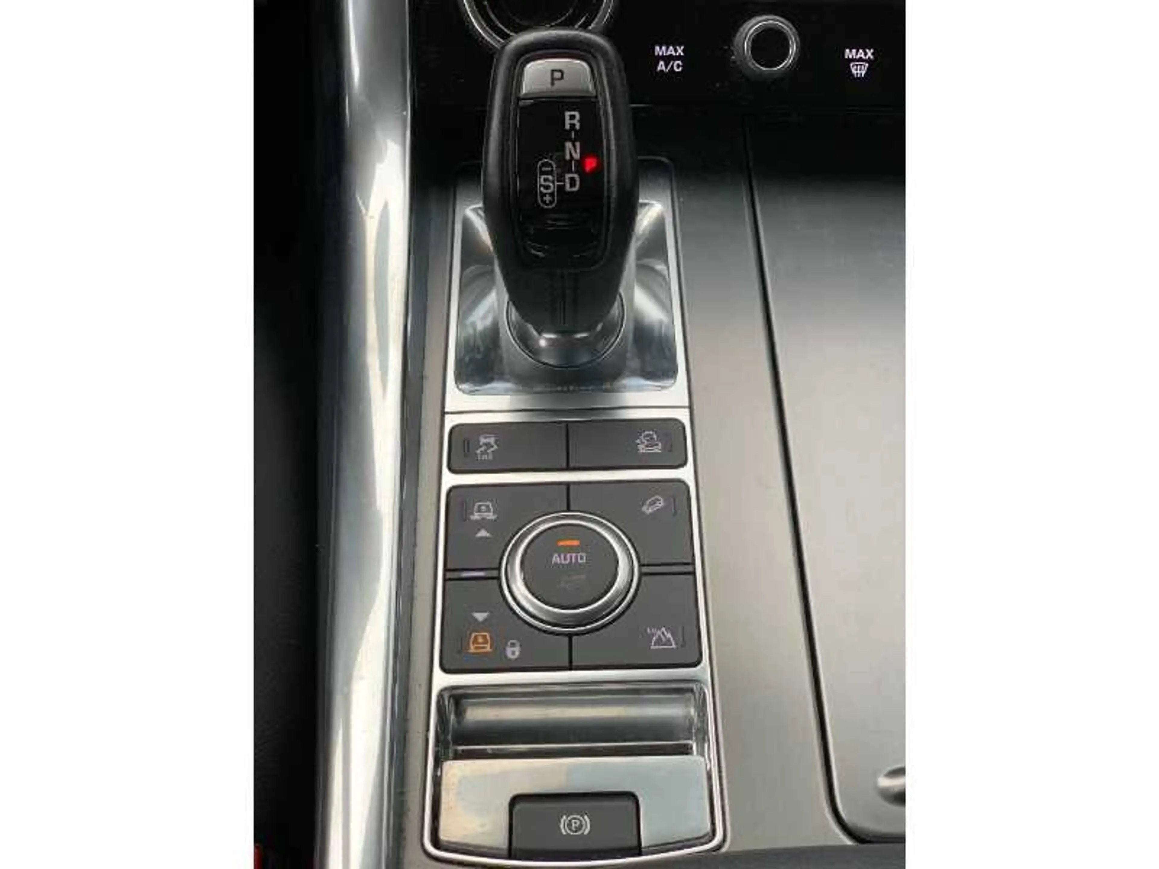 Land Rover Range Rover Sport 3.0 V6 SE *ERSTBESITZ*GARANTIE — photo 11