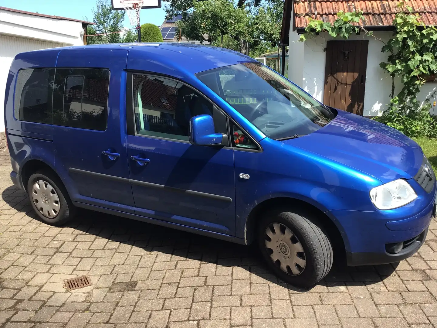 Volkswagen Caddy Life Blau - 2