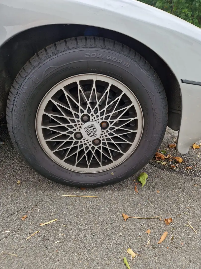 Porsche 924 Silber - 2