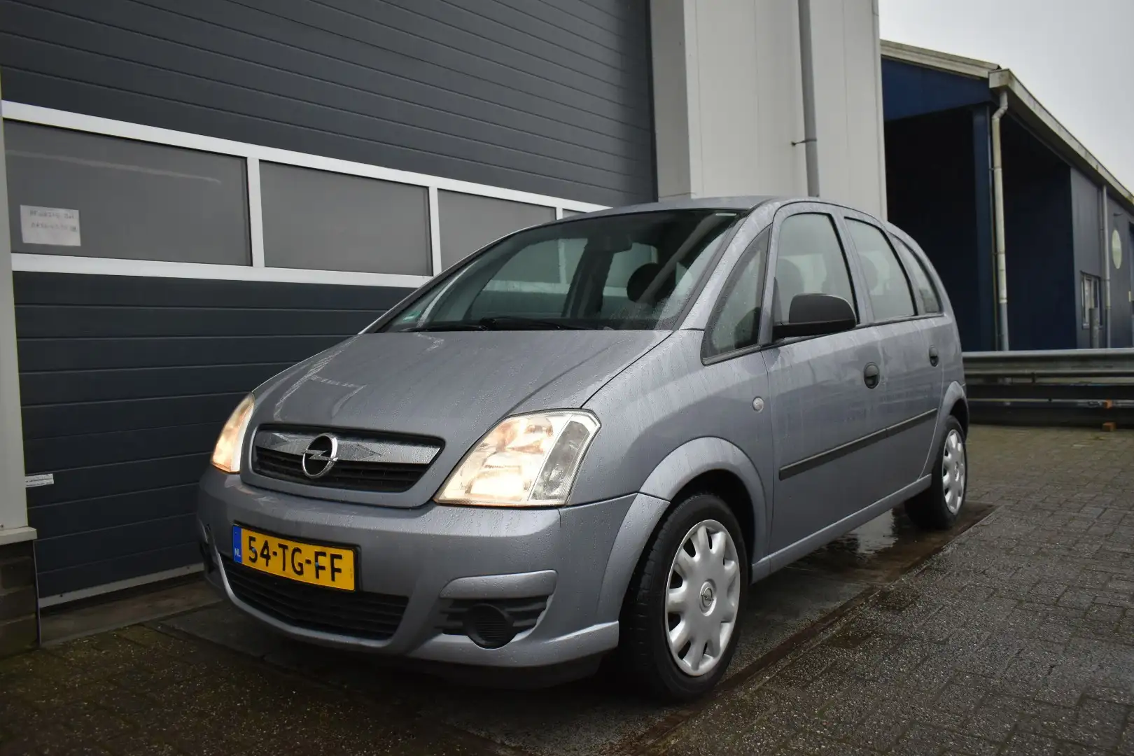 Opel Meriva 1.6-16V Business automaat Grau - 1