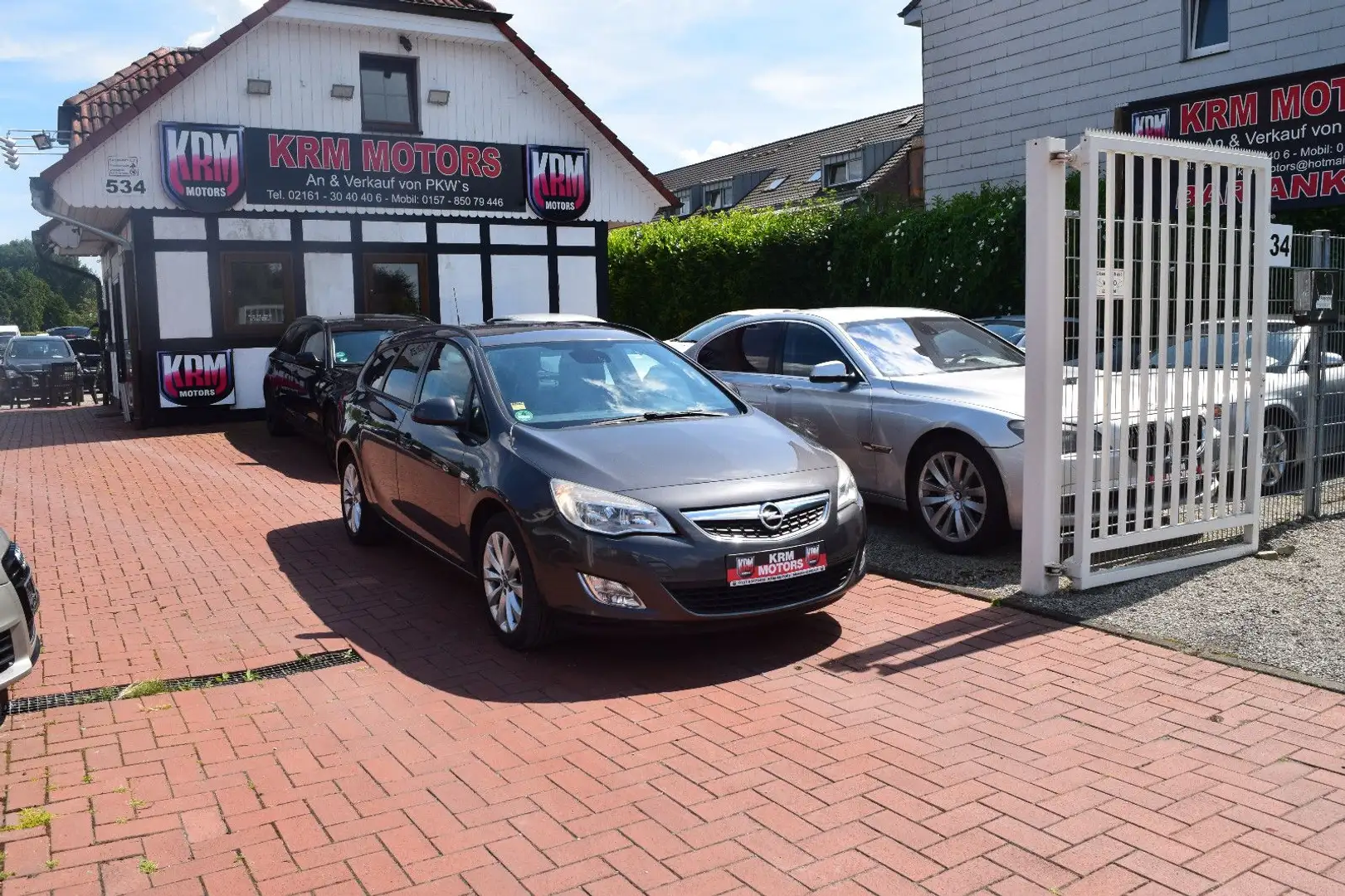 Opel Astra Sports Tourer 1.4 T AHK,PDC,KLIMAAUTOMATIK Gris - 1