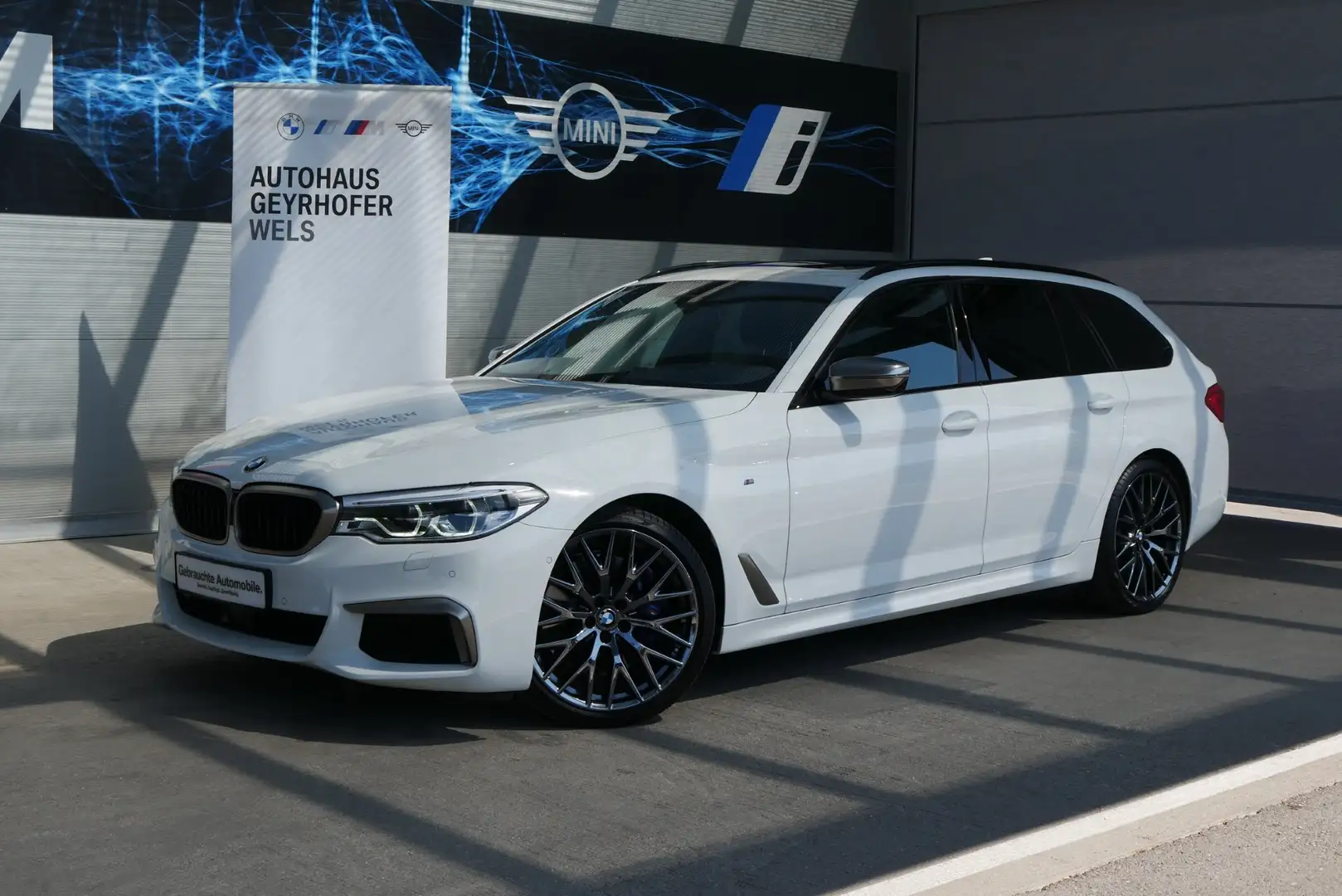 BMW M550 M550d xDrive Weiß - 1