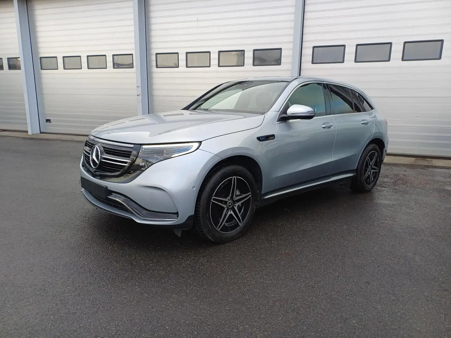 Mercedes-Benz EQC 400 EQC 4MATIC AMG Line | Smartphone Integratie | Pano Zilver - 1