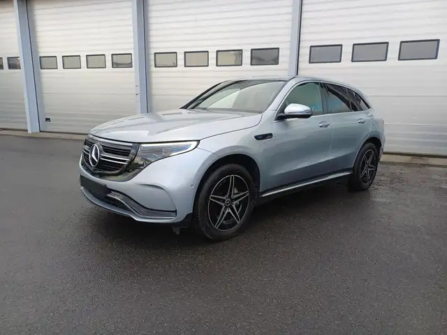 Mercedes-Benz EQC 400 EQC 4MATIC AMG Line | Smartphone Integratie | Pano