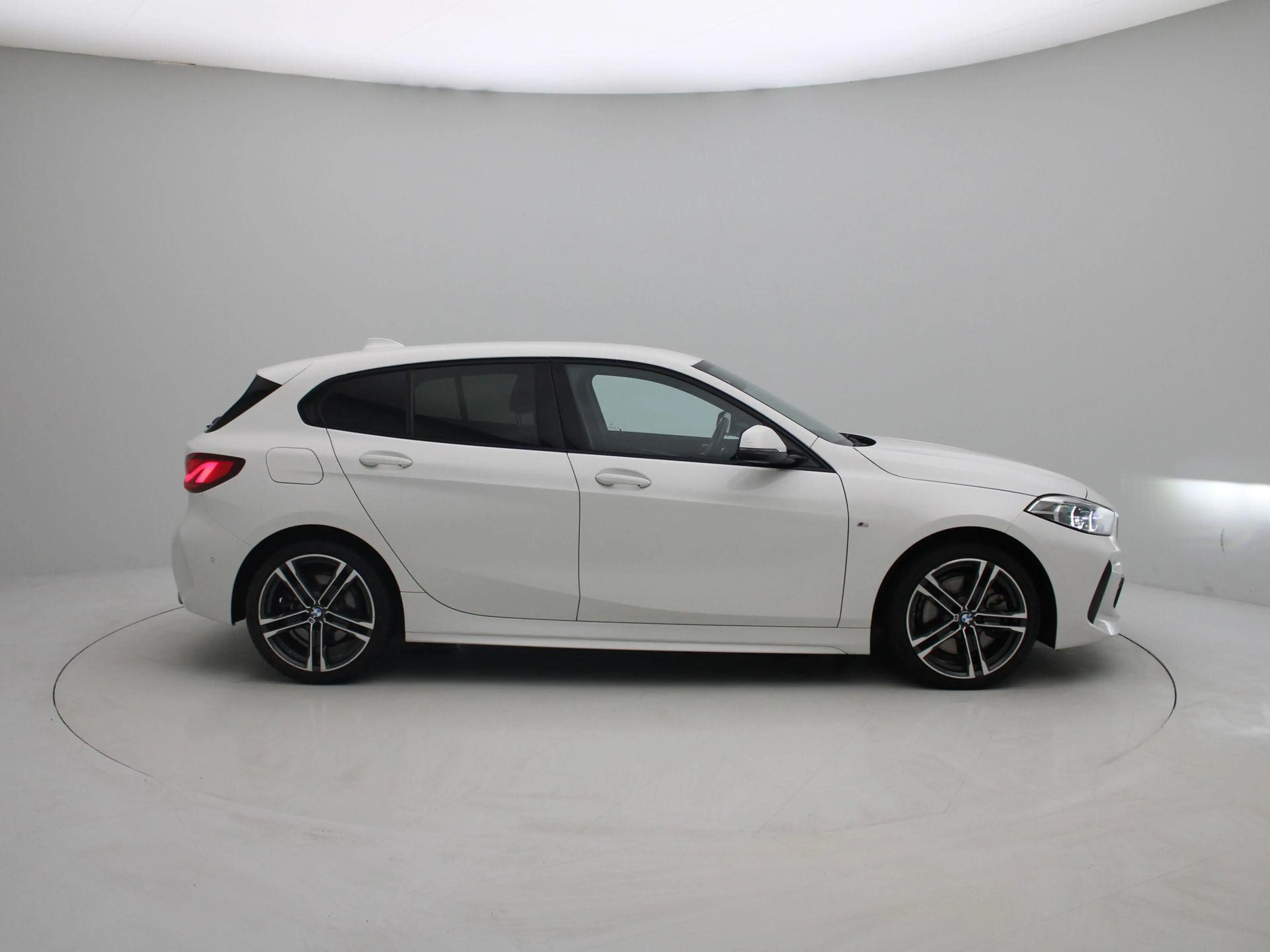 BMW 120 1-serie 120i Executive Edition | M-Sport Pakket | — photo 6