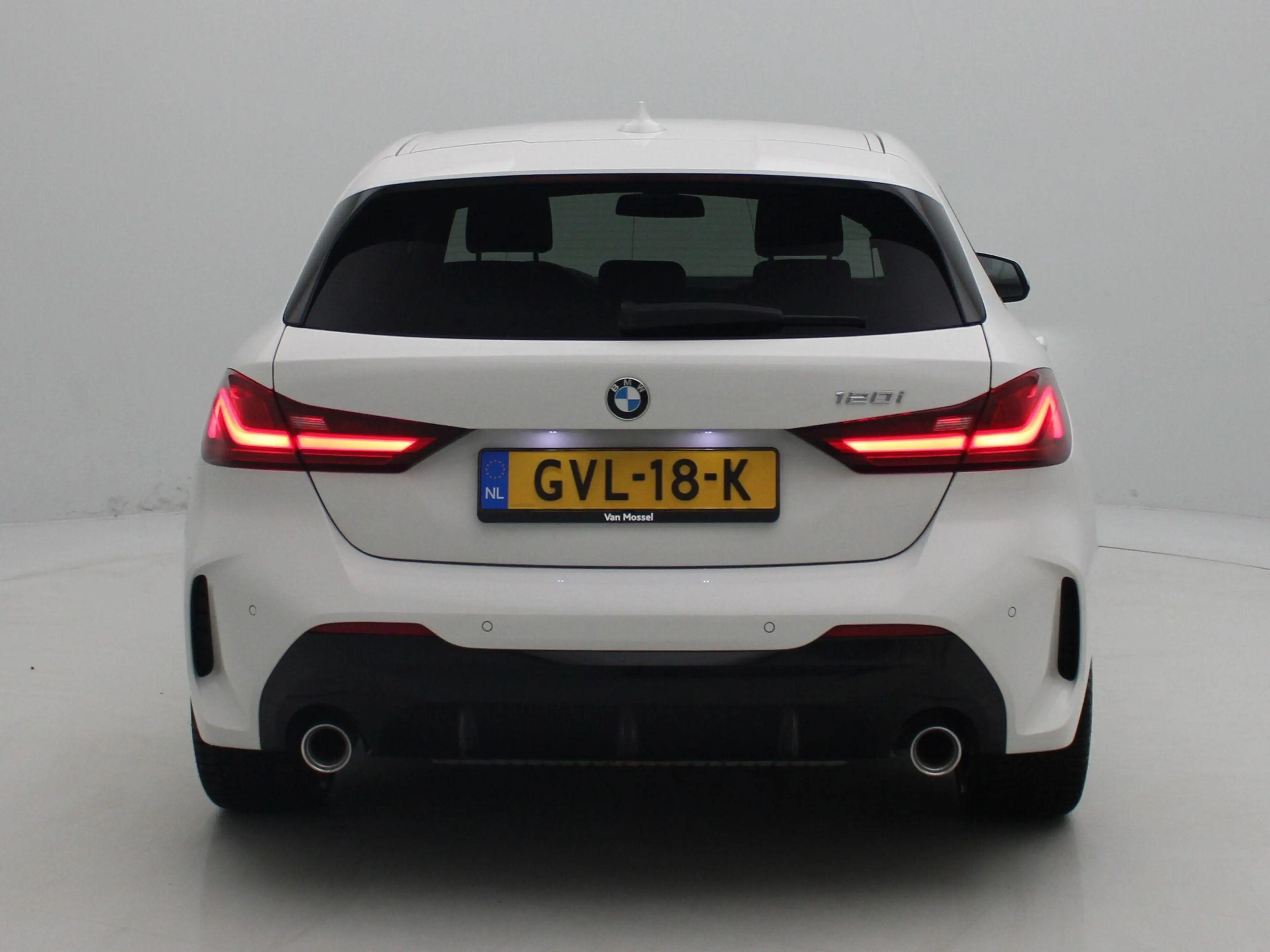 BMW 120 1-serie 120i Executive Edition | M-Sport Pakket | — photo 5