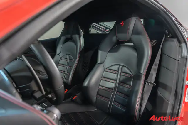 Ferrari 488 GTB view 11