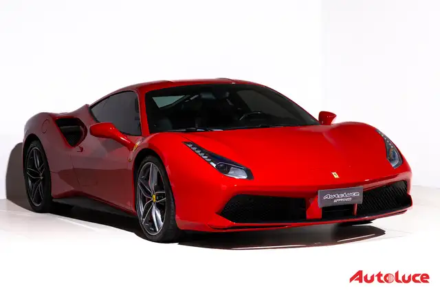 Ferrari 488 GTB view 3