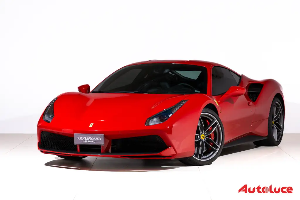 Ferrari 488 2016 из Европы — купить под ключ