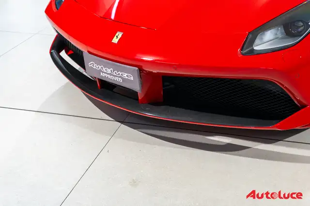 Ferrari 488 GTB view 15