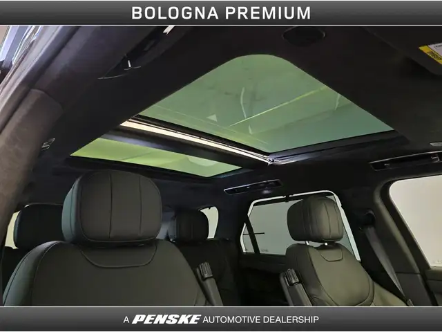 Land Rover Range Rover Sport view 13