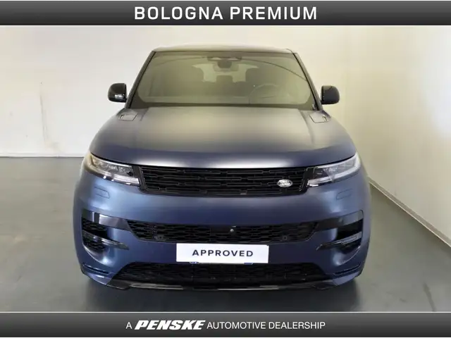 Land Rover Range Rover Sport view 8