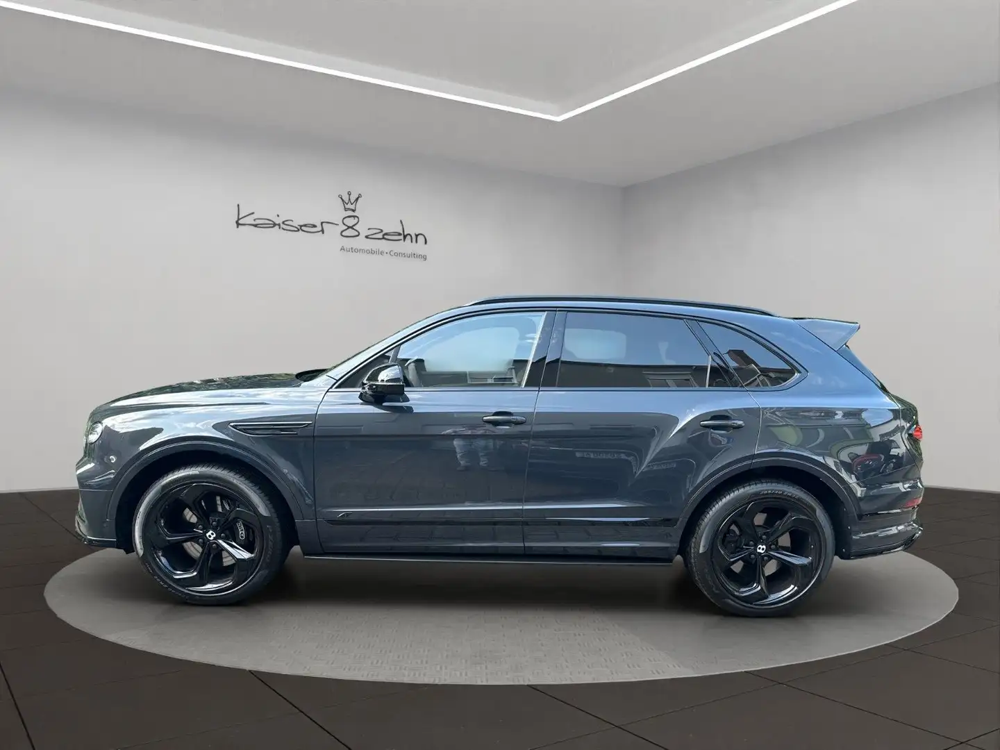 Bentley Bentayga V8 S *Carbon* *5-Sitze* *AHK* Grau - 2