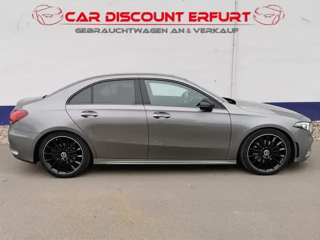 Mercedes-Benz A 220 Lim. AMG Line 4Matic+Panodach+ILS+Kamera+8 fach Al