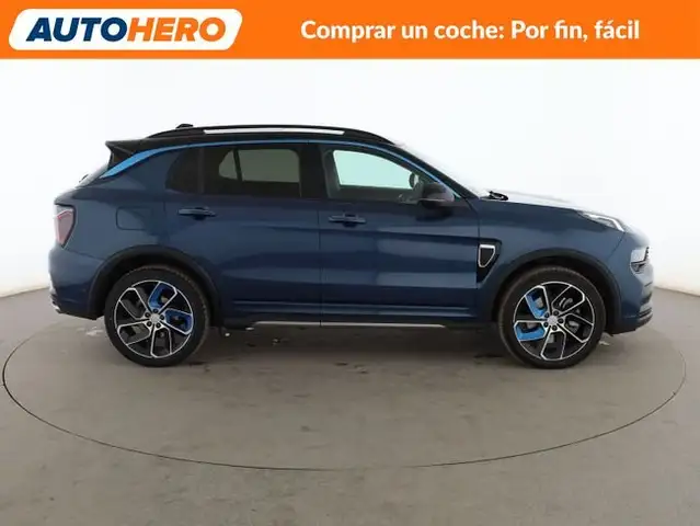 Lynk & Co 01 view 7