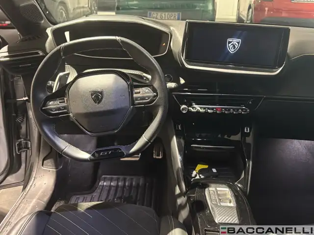 Peugeot 208 view 14