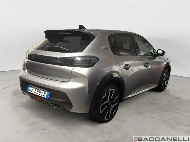 Peugeot 208 view 5