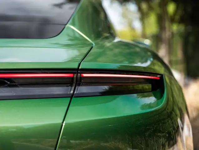 Porsche Taycan view 27