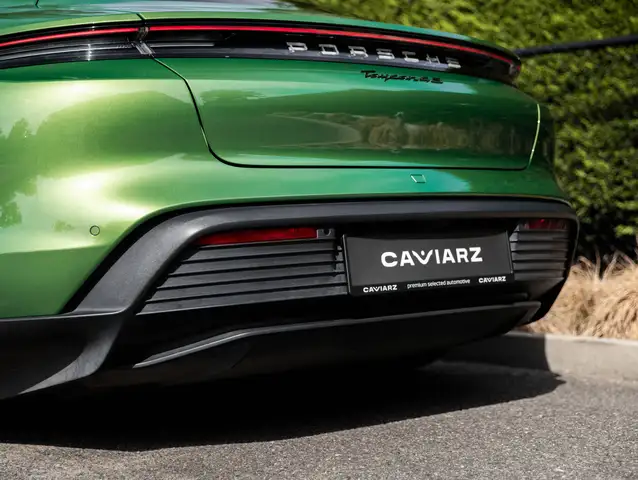 Porsche Taycan view 28