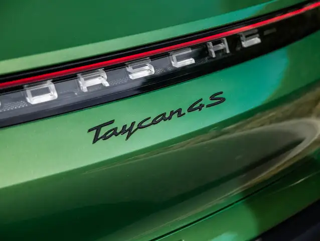Porsche Taycan view 25