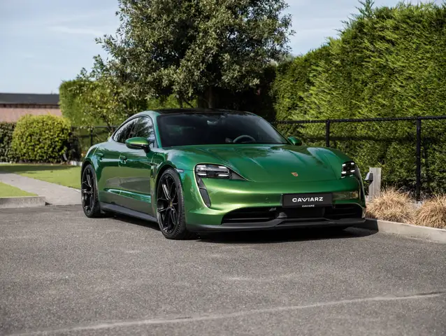 Porsche Taycan view 18