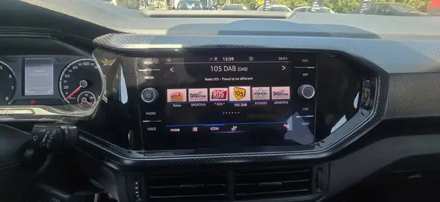 Volkswagen T-Cross view 15