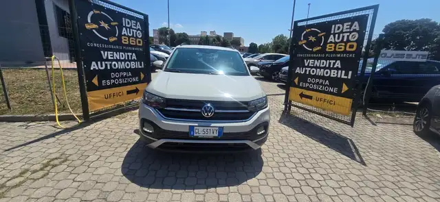 Volkswagen T-Cross view 2