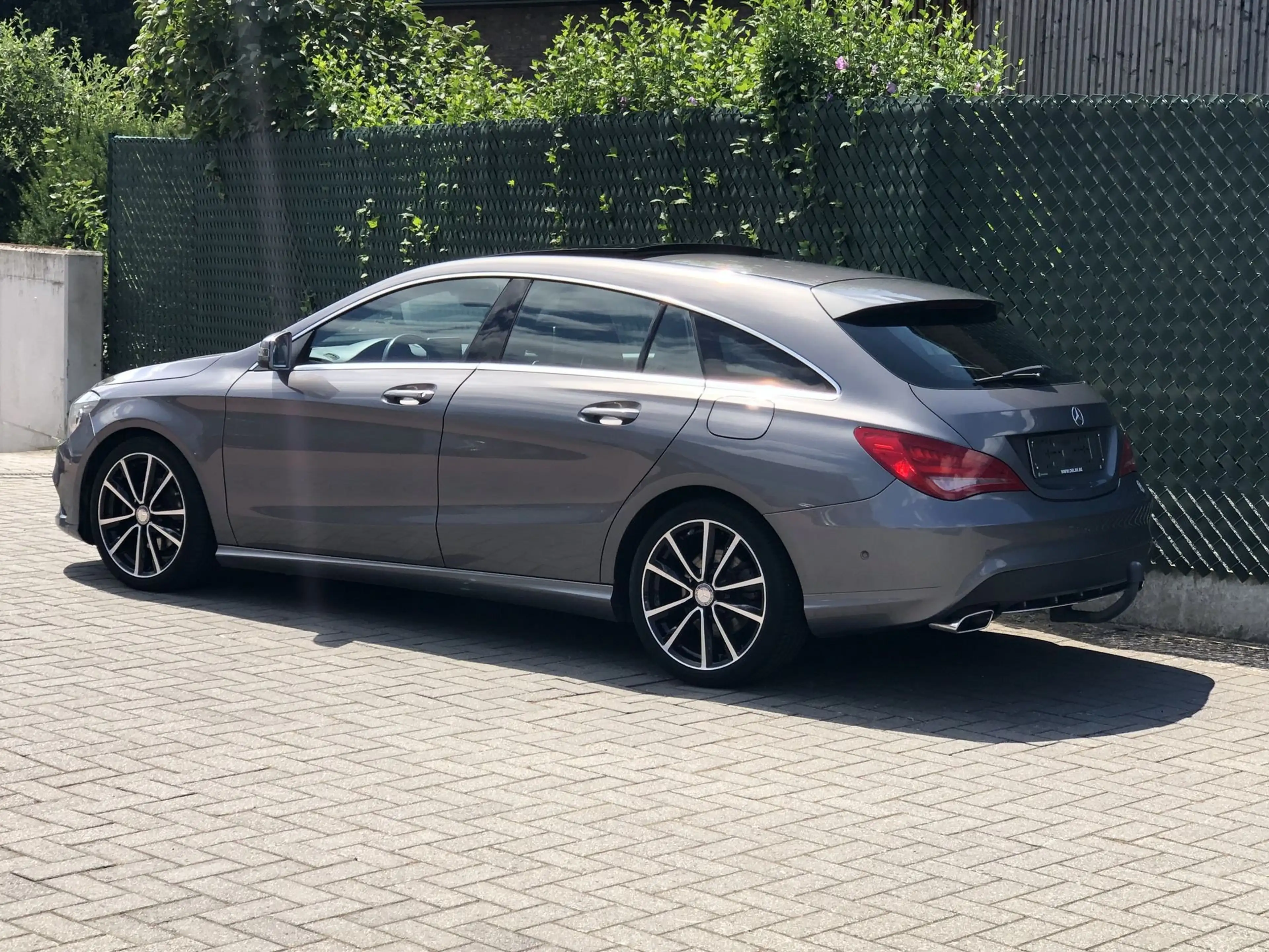 Mercedes-Benz CLA 200 Shooting Brake 200 d Urban *Navi*Pano*Trekhaak* — photo 8