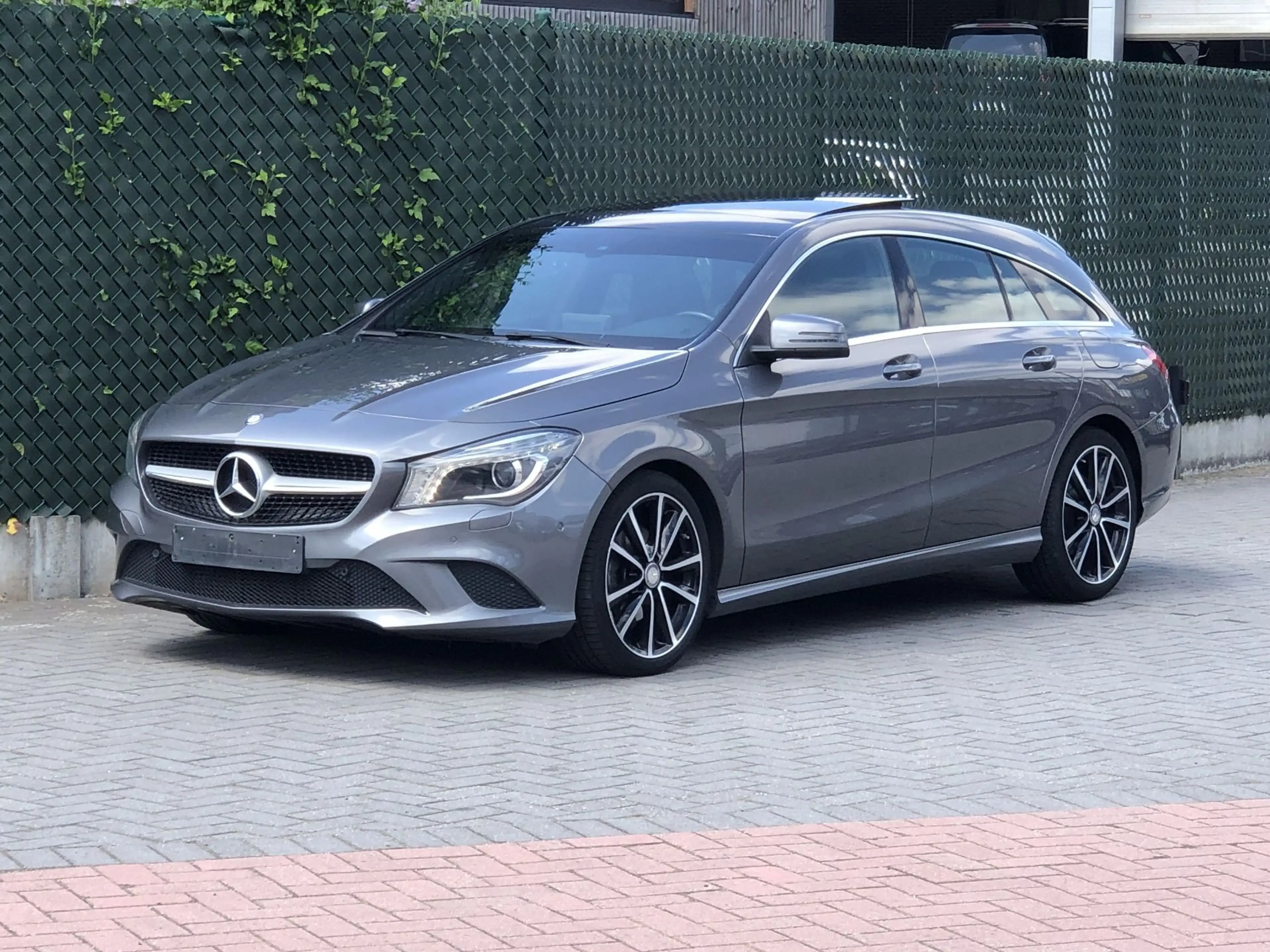 Mercedes-Benz CLA 200 Shooting Brake 200 d Urban *Navi*Pano*Trekhaak*