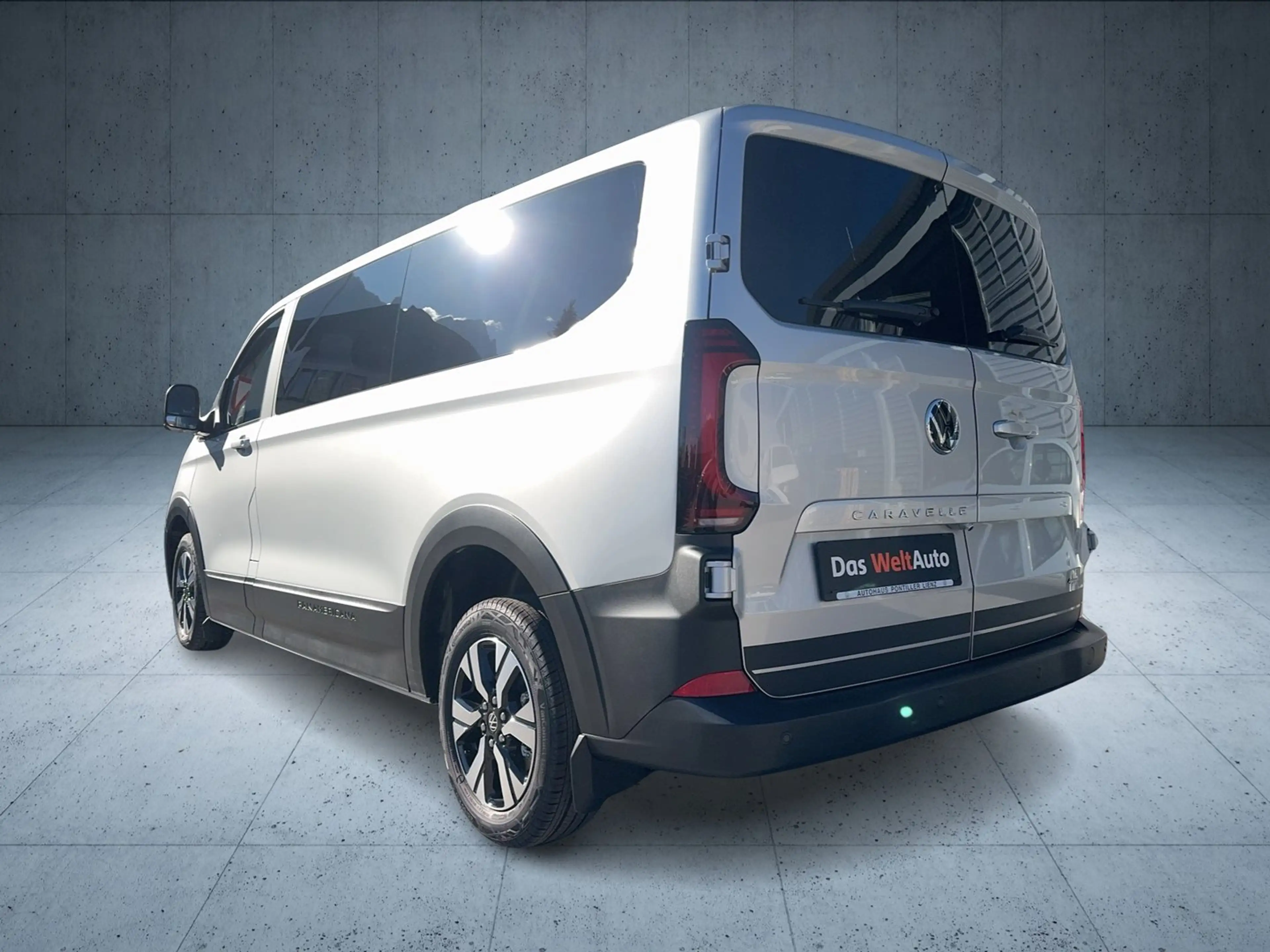 Volkswagen T7 Caravelle VW T7 Caravelle PanAmericana LR TDI 4MOTION — photo 3