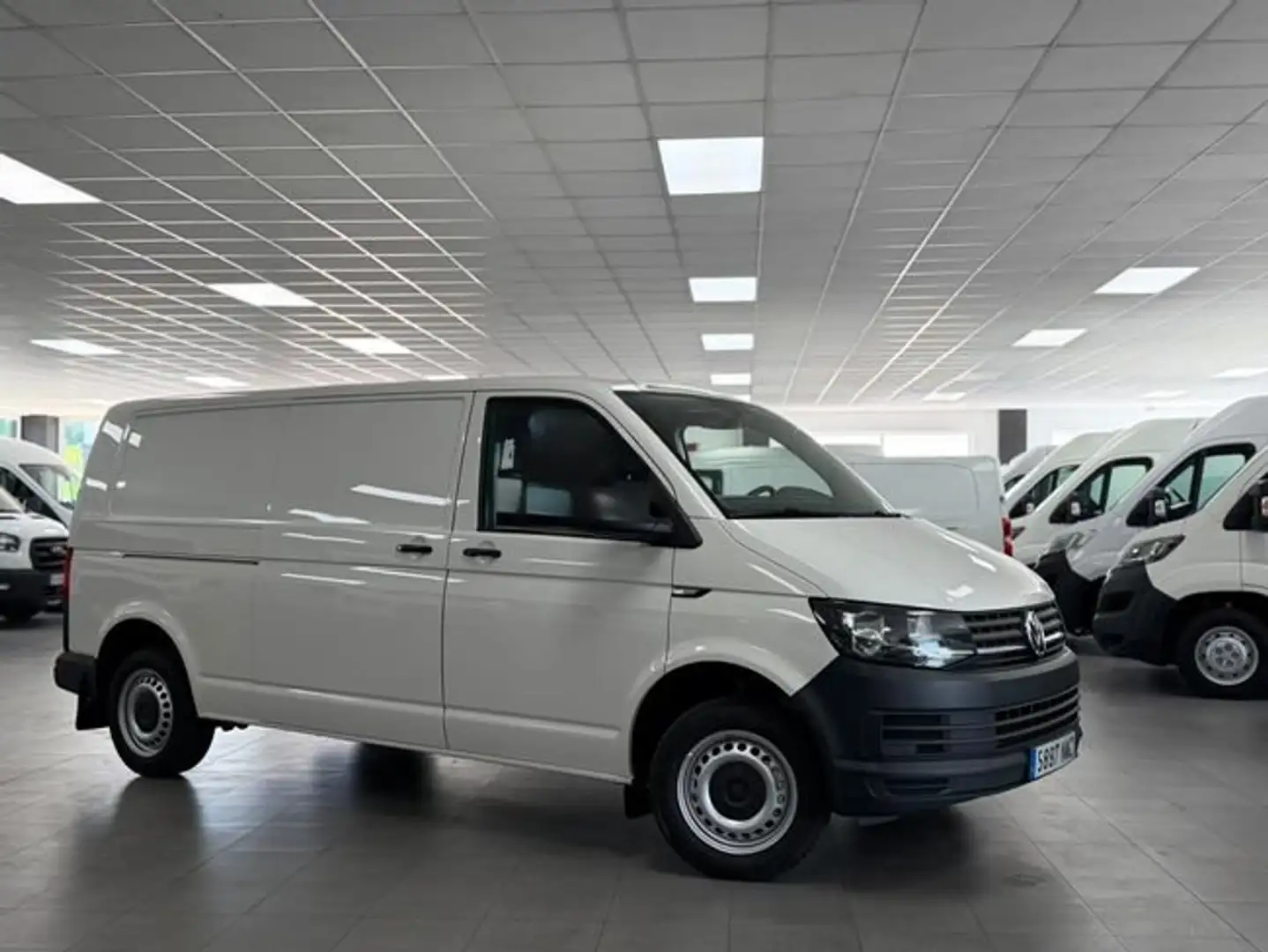 Volkswagen Transporter Furgón 2.0TDI SCR BMT Largo 75kW Blanco - 2