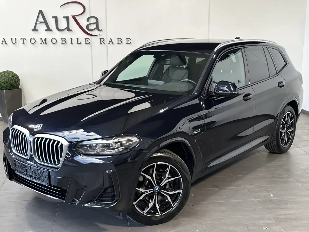 BMW X3 xDrive30e M-Sport NAV+LED+AHK+H&K+KAMERA+19ZO