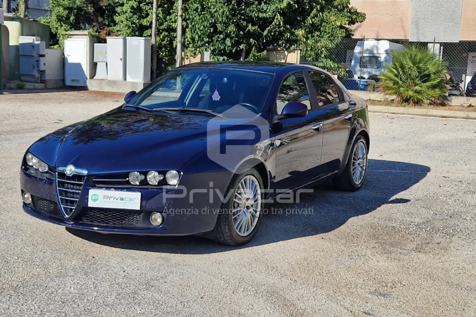 Alfa Romeo 159 2.0 JTDm Distinctive - 1