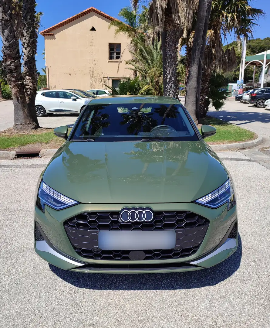 Audi A3 Sportback 35 TFSI S Tronic COD 150 Vert - 2