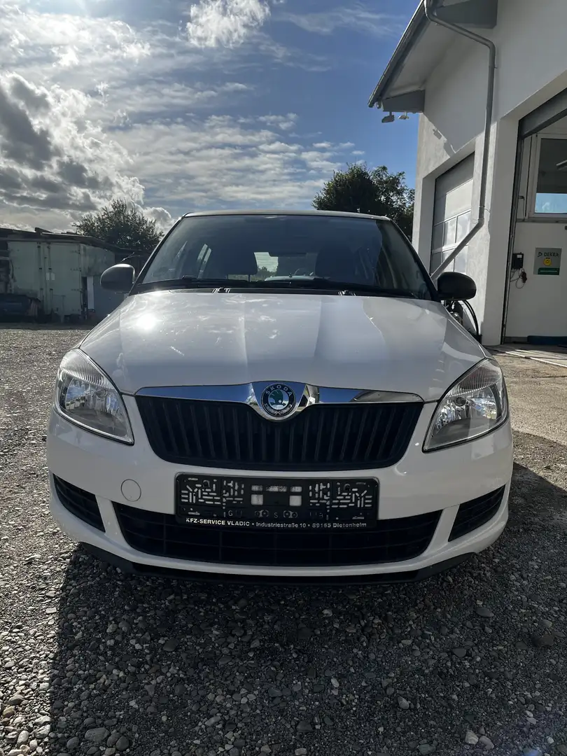 Skoda Fabia Fabia II Fließheck 1.2 HTP Classic Weiß - 1