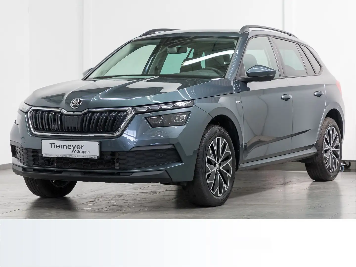 Skoda Kamiq 1.5 TSI DSG DRIVE 125 LED VIRTUAL LM17 AHK Grau - 2