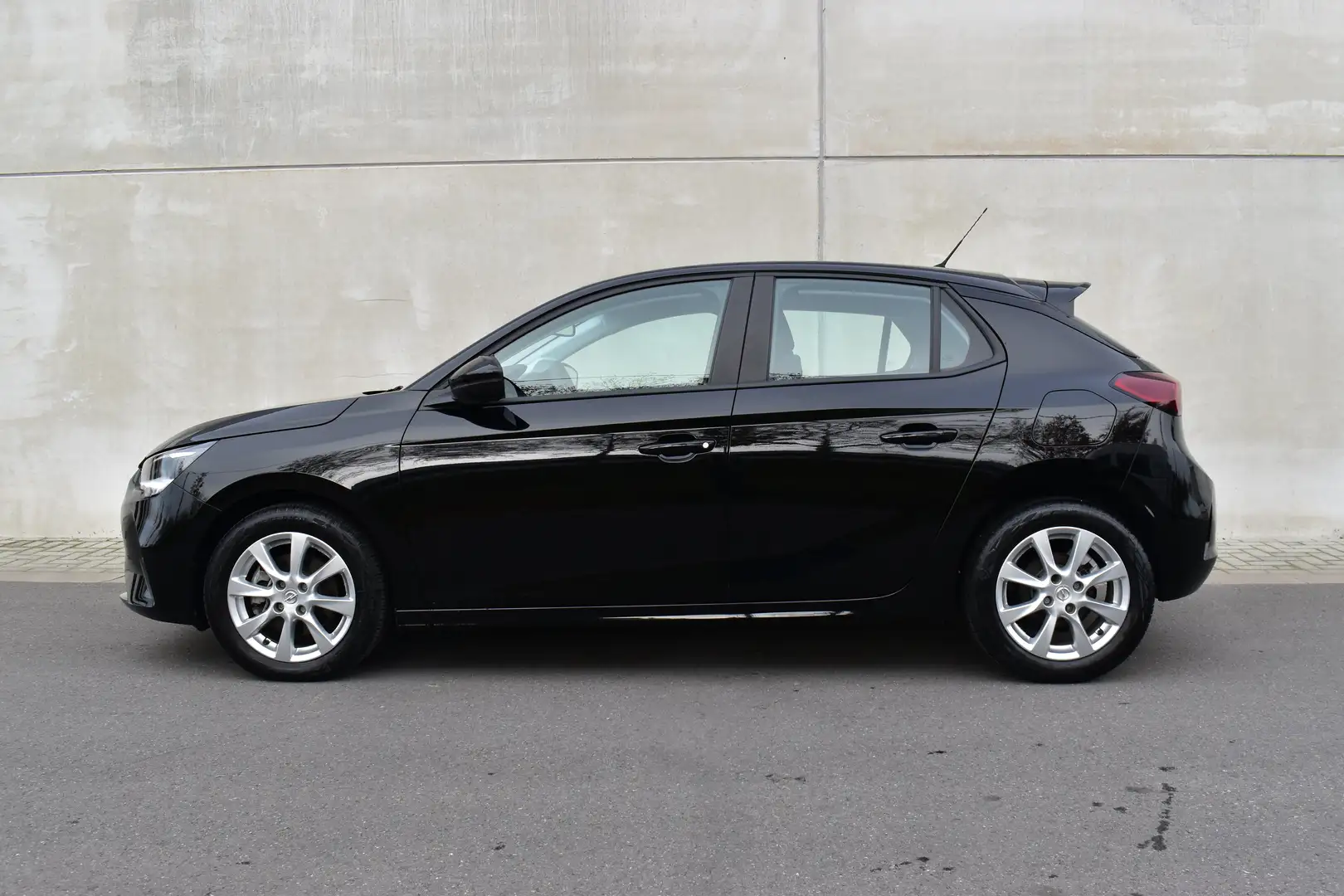 Opel Corsa 1.2 eAt-8 Turbo Elegance * New 2.223KM * - 2