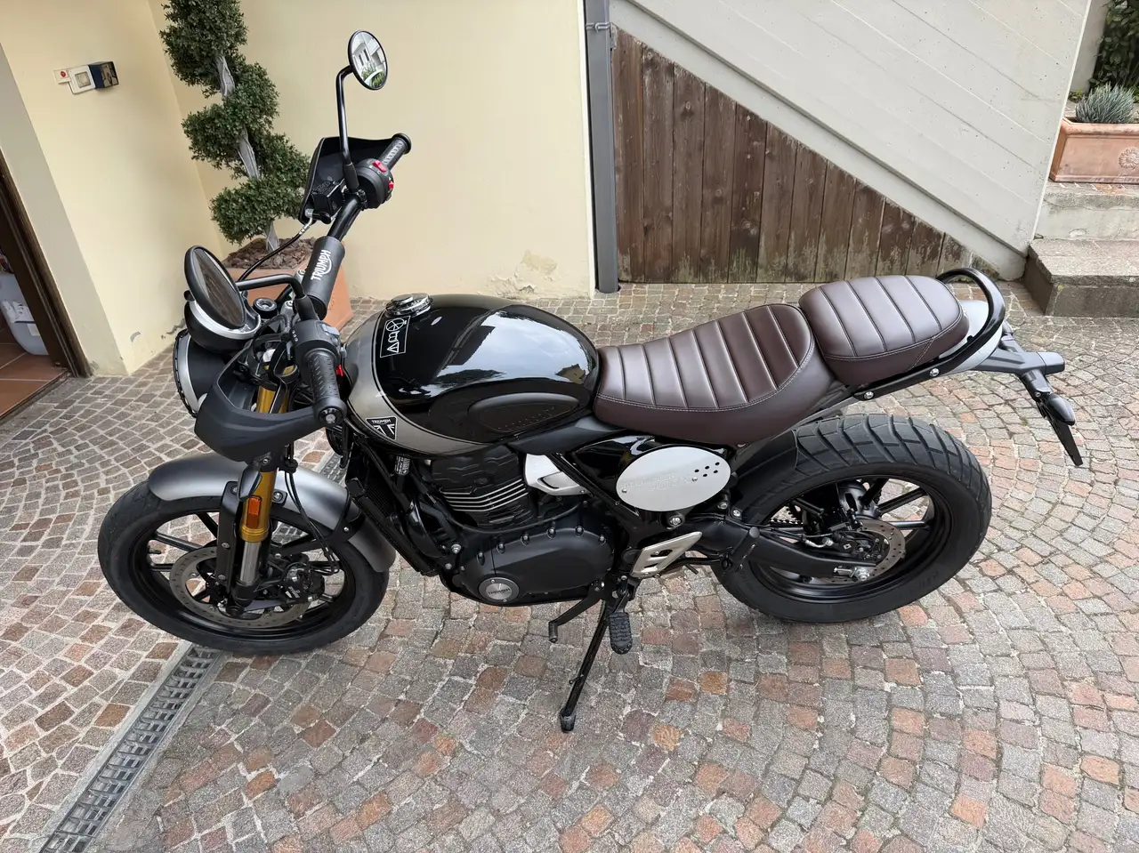 Triumph Scrambler 400 X