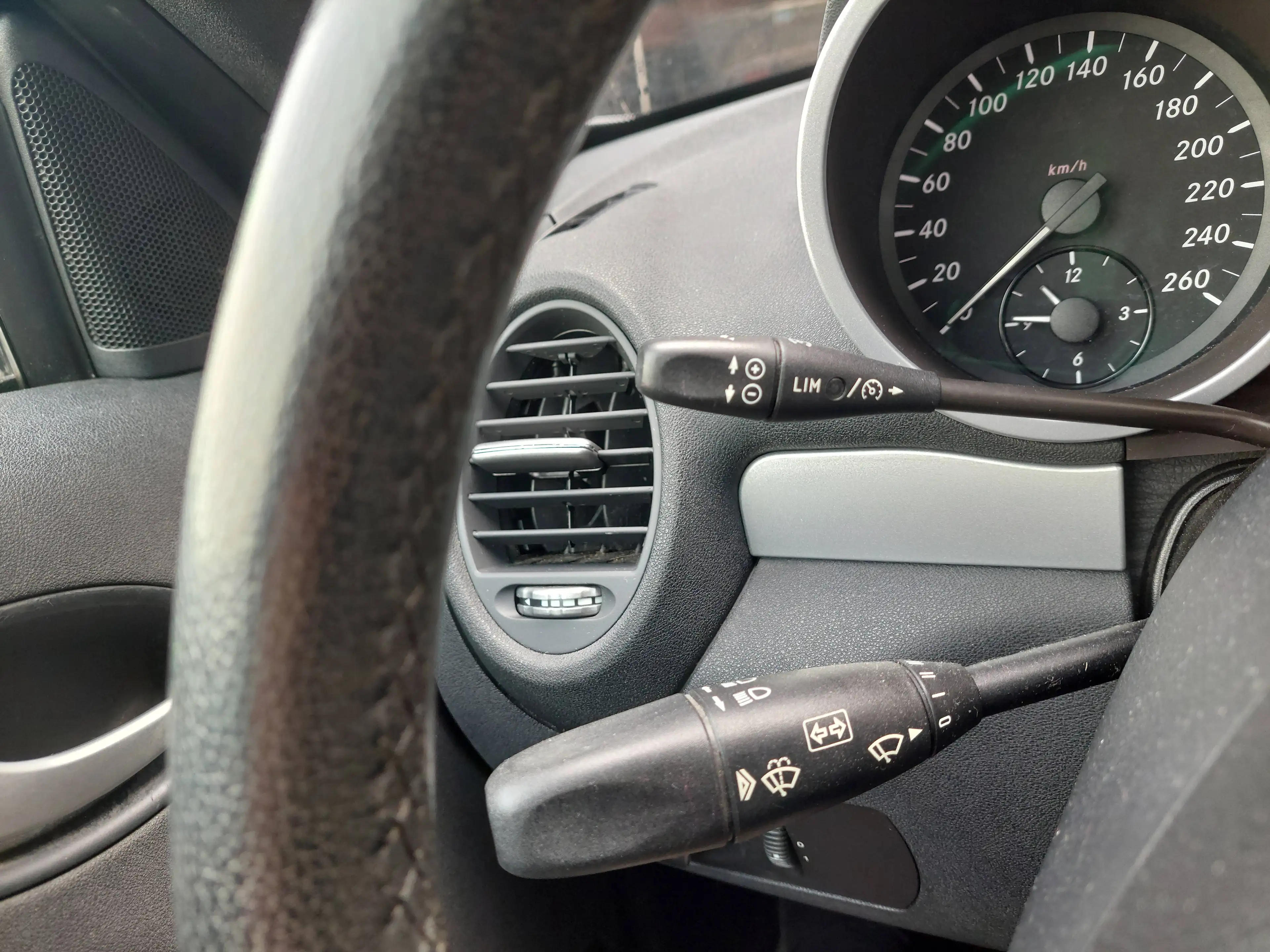 Mercedes-Benz SLK 200 SLK 200 Kompressor — photo 12