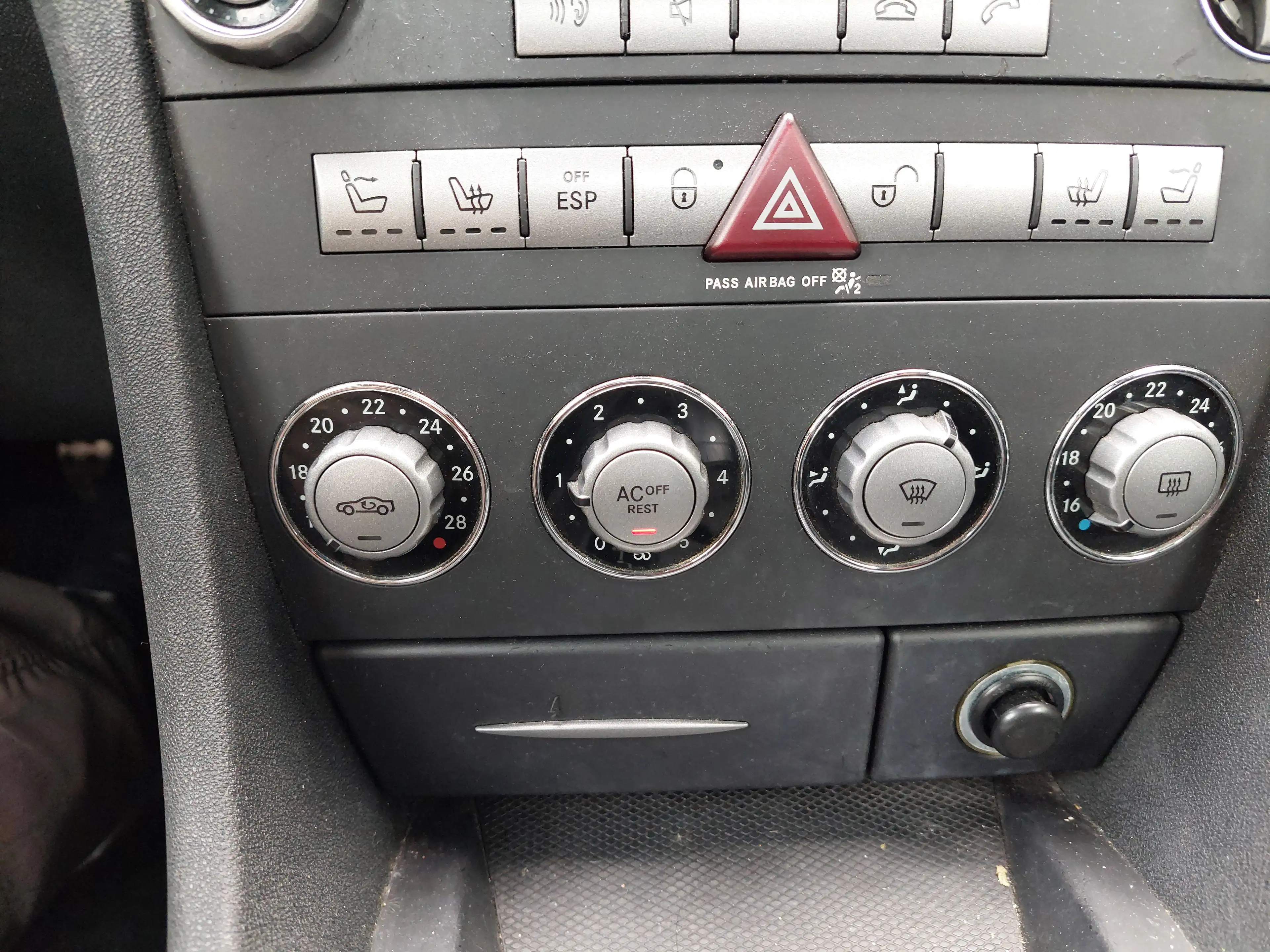 Mercedes-Benz SLK 200 SLK 200 Kompressor — photo 6