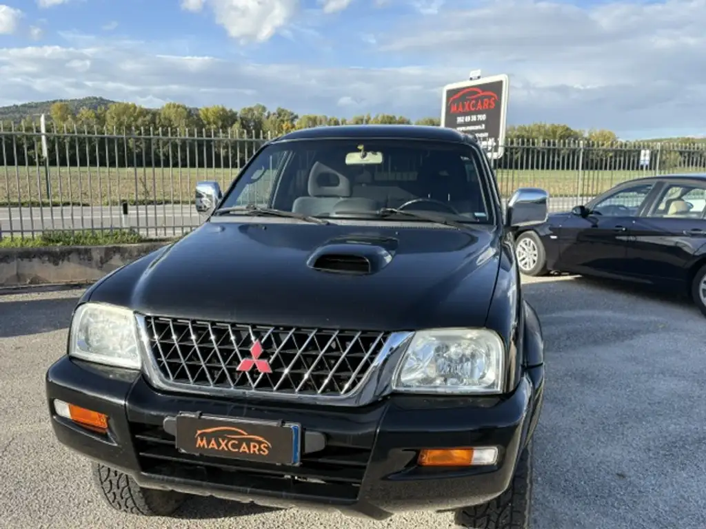 Mitsubishi L200 2004 из Европы — купить под ключ