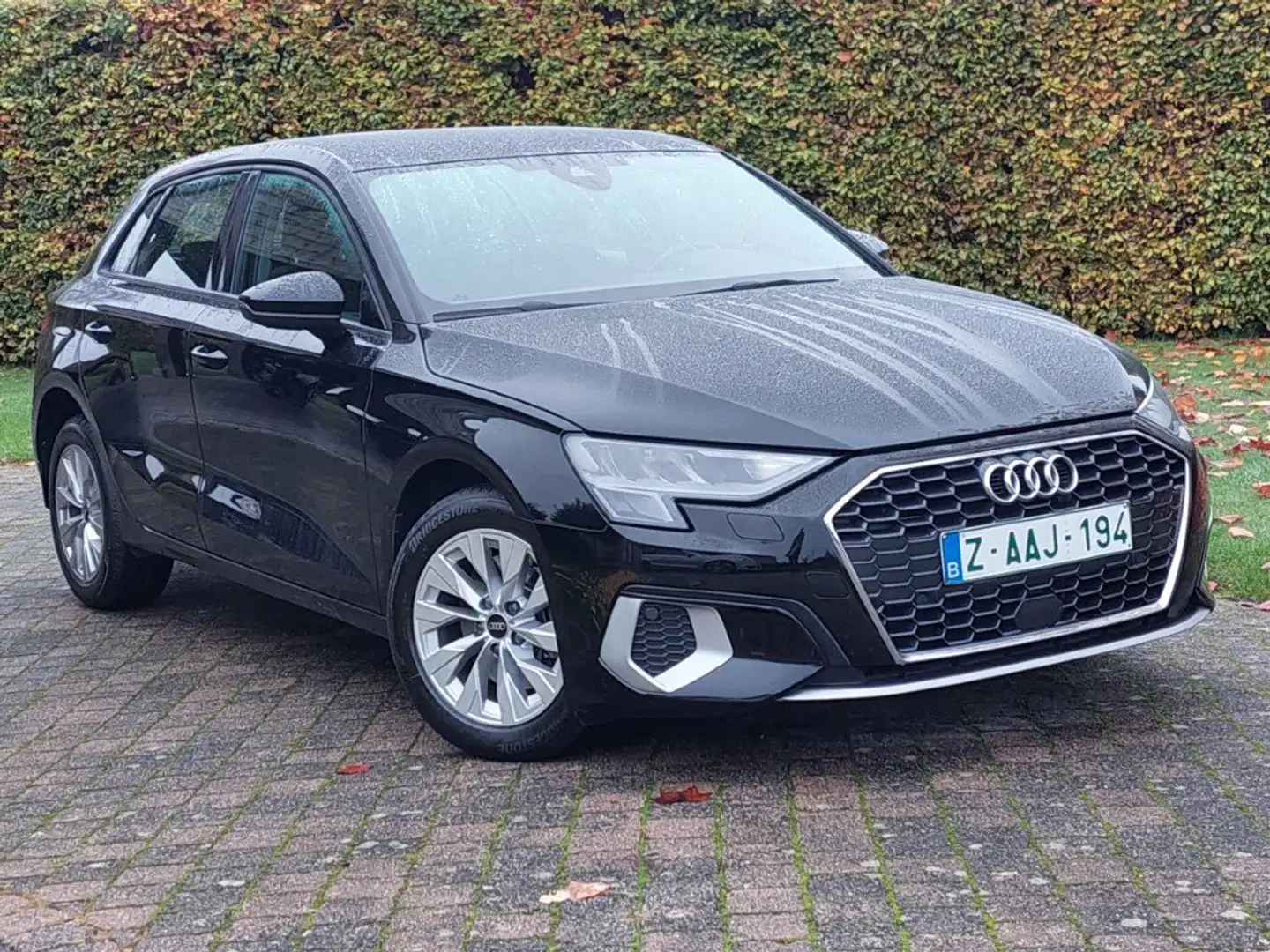 Audi A3 Sportback 40 TFSIe - Automaat - Navi - niuew model Zwart - 1