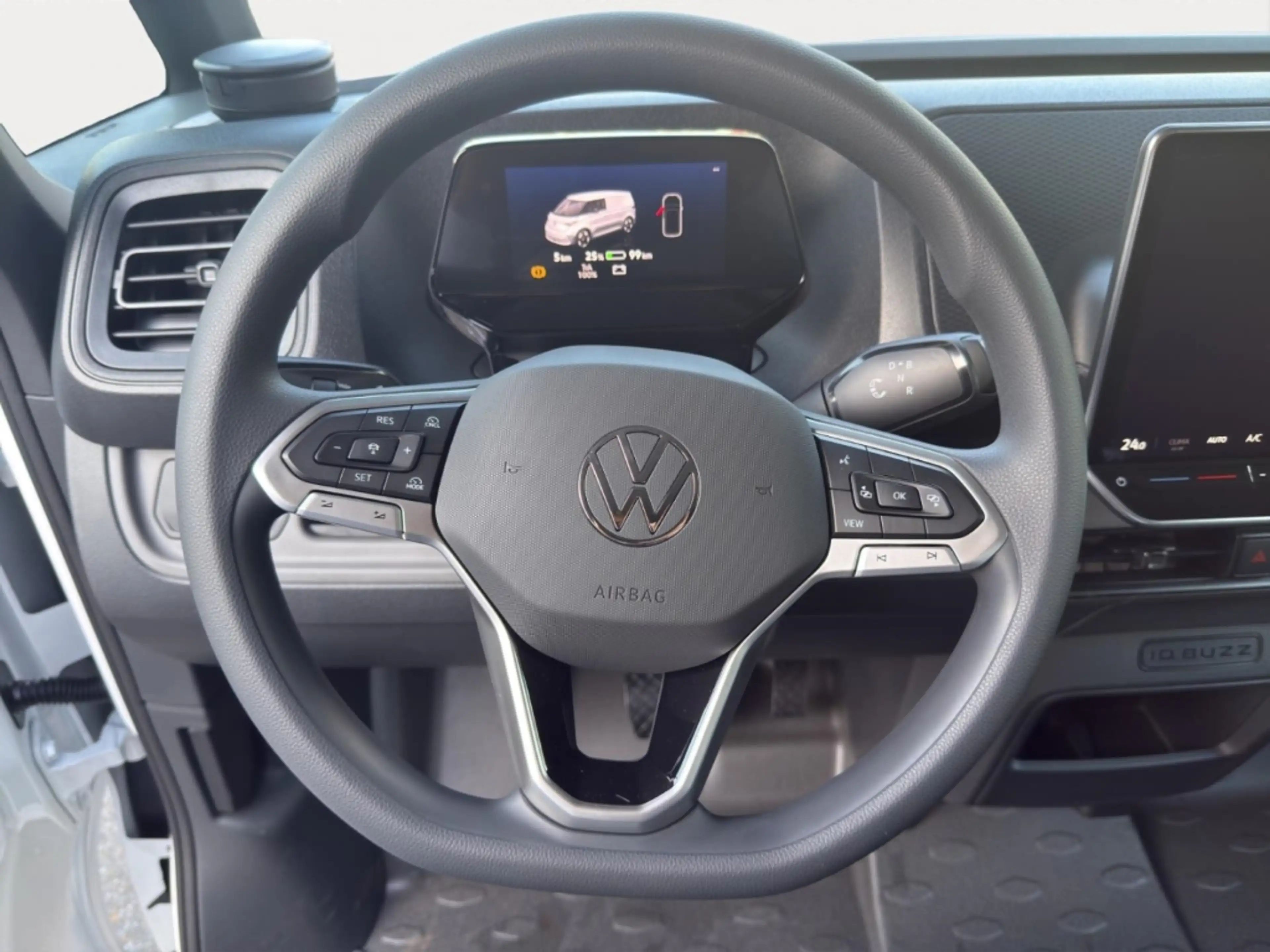 Volkswagen ID. Buzz Cargo Pro 4MOTION 79 kWh kurzer Radstand 2989 mm — photo 10