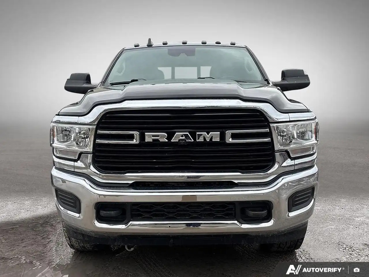 RAM 2500 снимка RAM 2500