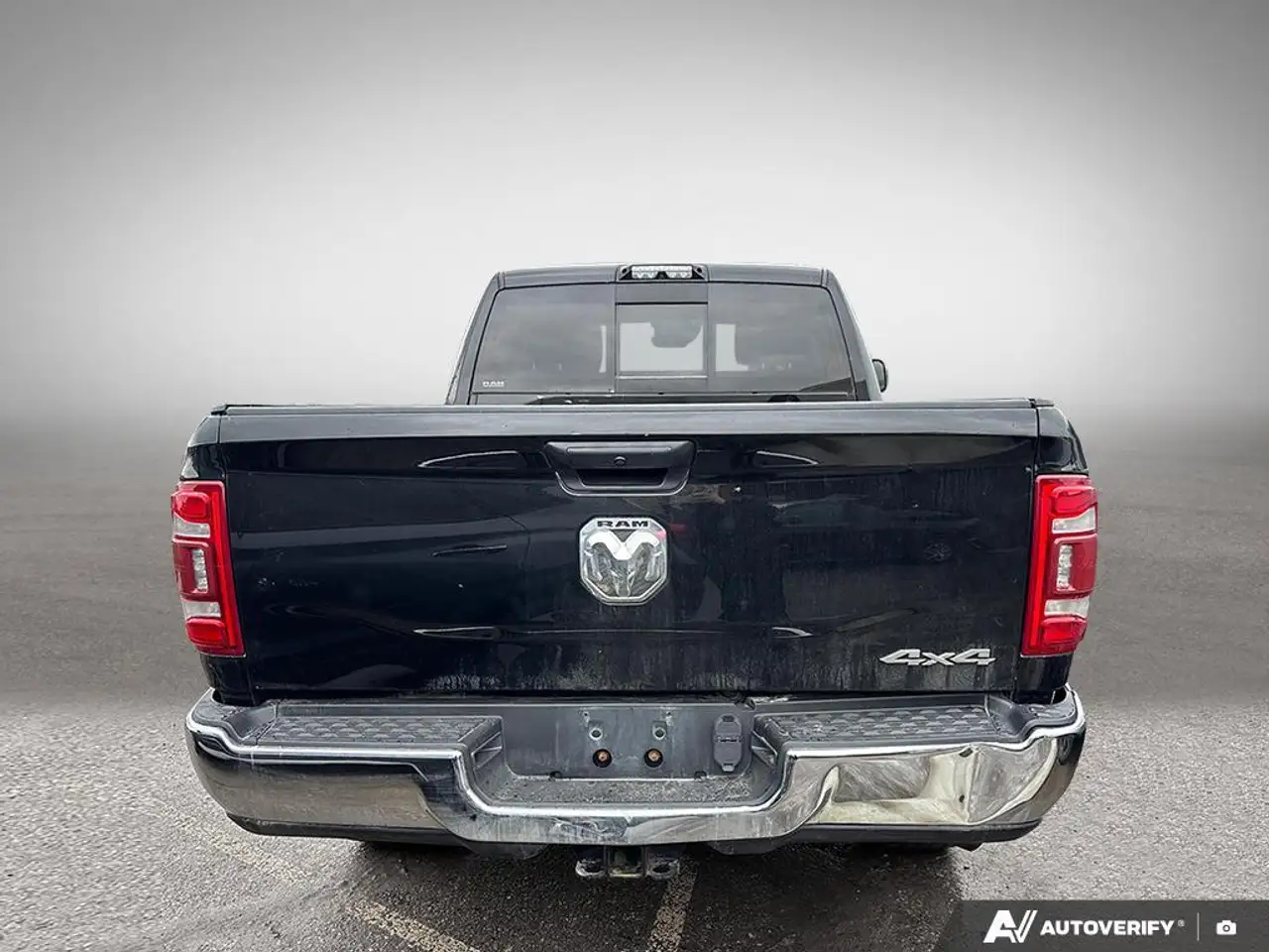 RAM 2500 снимка RAM 2500