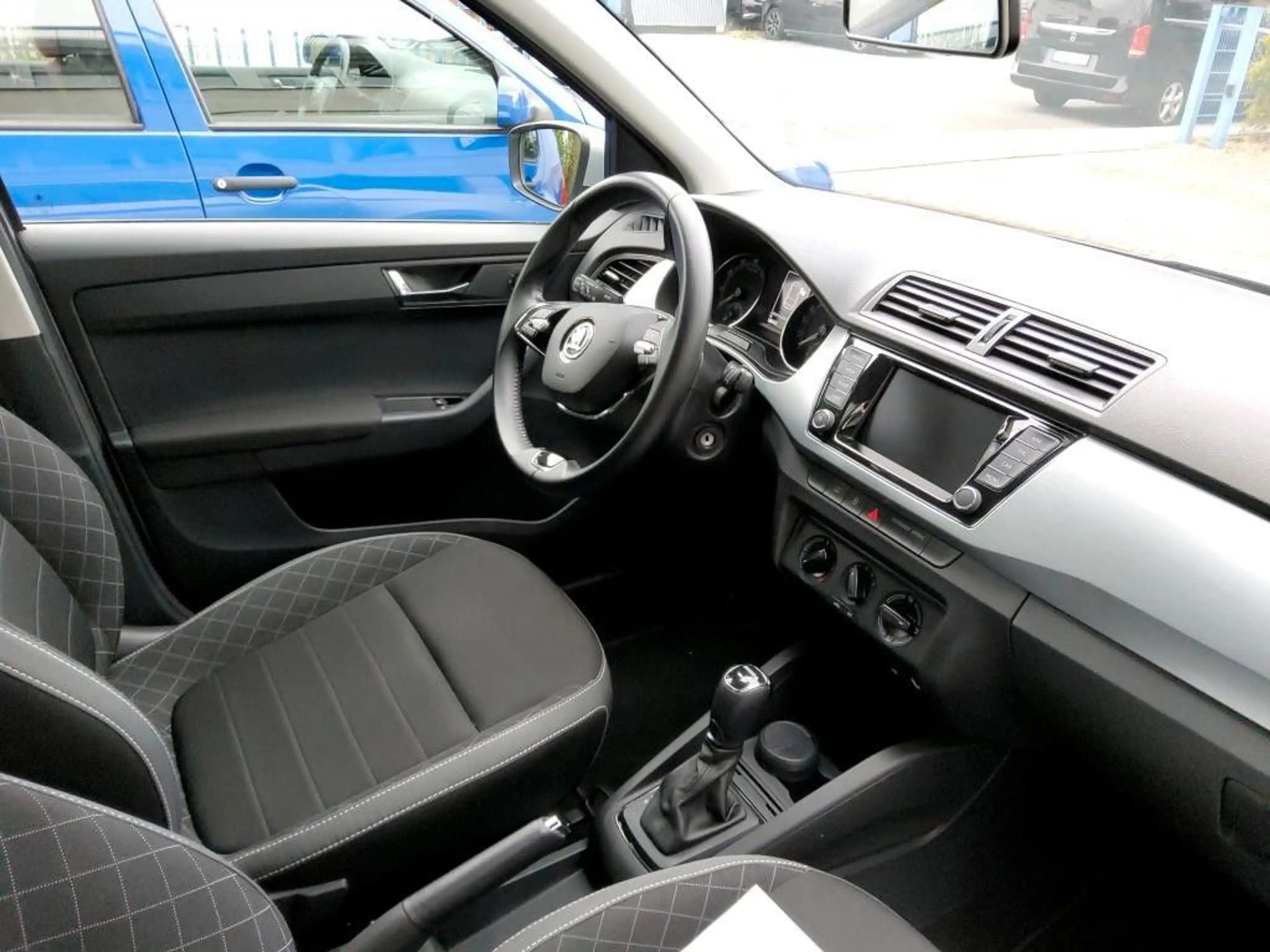 Skoda Fabia 1.0 TSI DSG Combi Ambition*NAVI*CARPLAY* — photo 12