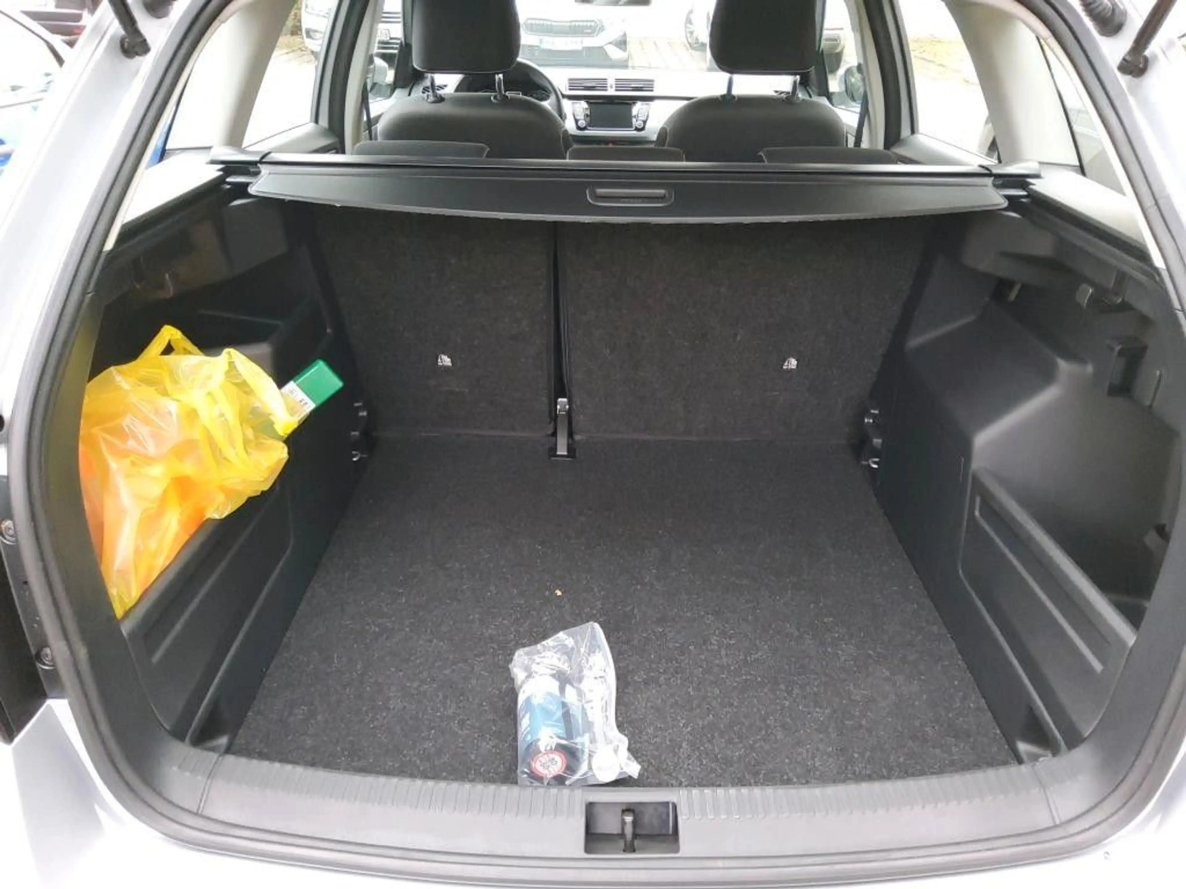 Skoda Fabia 1.0 TSI DSG Combi Ambition*NAVI*CARPLAY* — photo 7