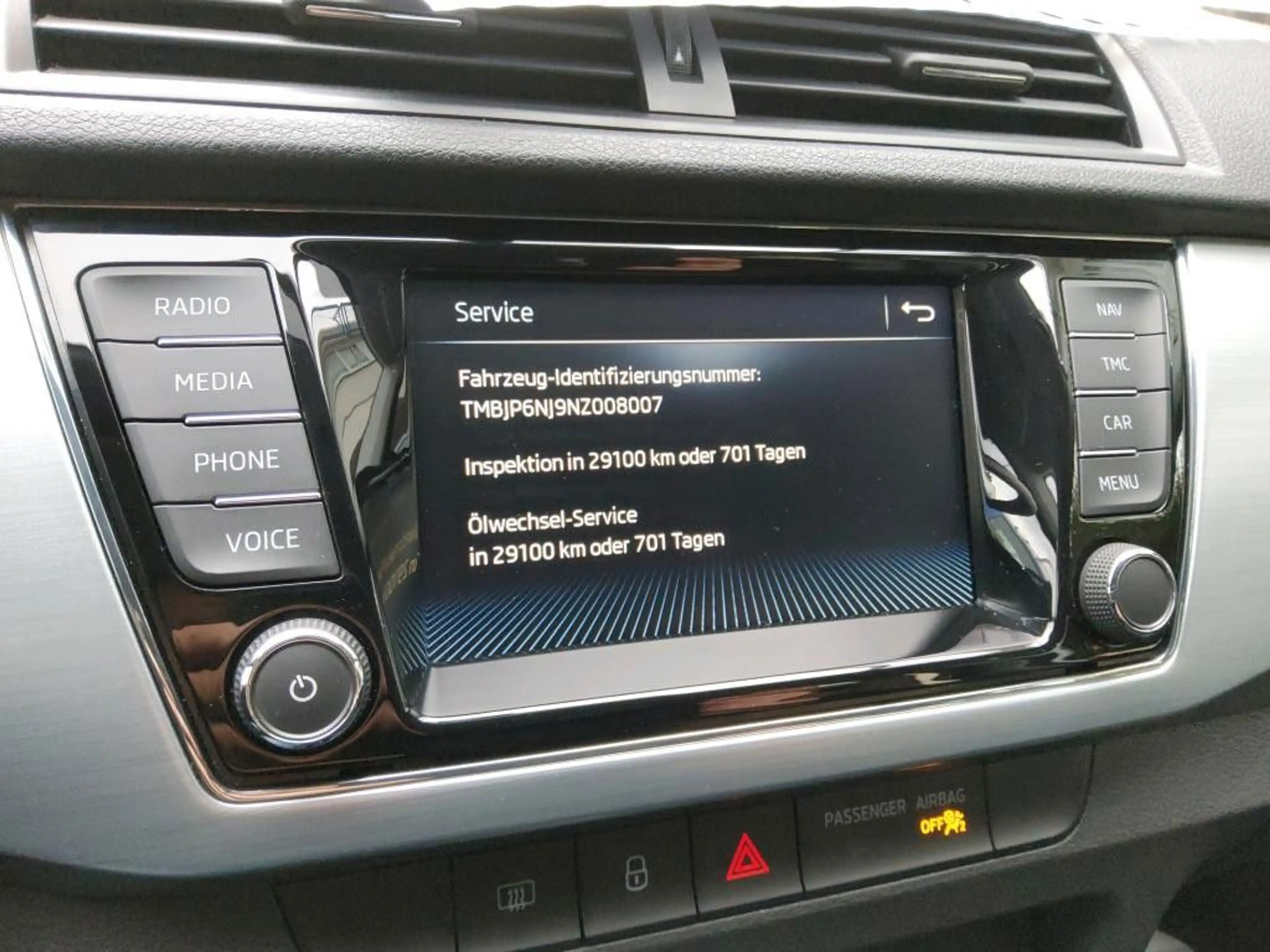 Skoda Fabia 1.0 TSI DSG Combi Ambition*NAVI*CARPLAY* — photo 9